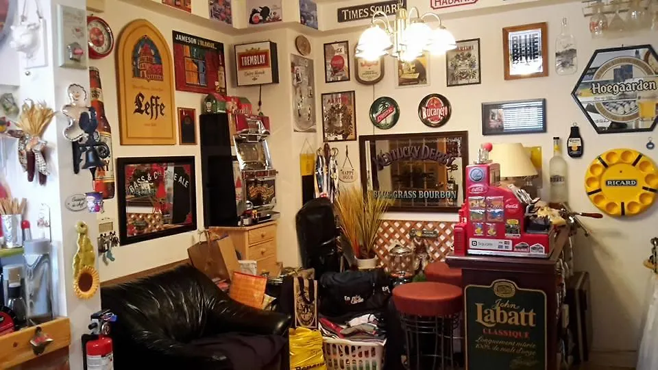 Lentracte Homestay Montreal